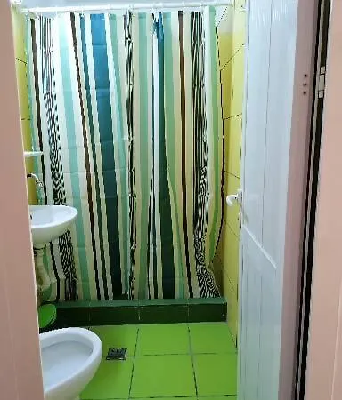 בית הארחה Casa Tarina